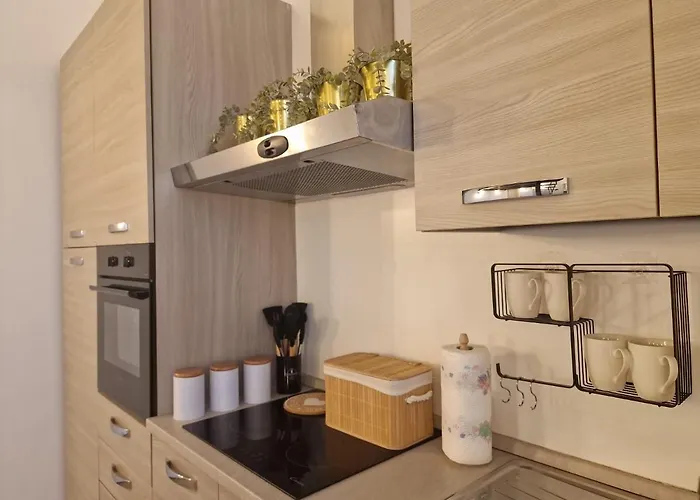 Regina In Porta Romana 2 - Sky Tv, Wifi E Breakfast Box Appartamento Milano