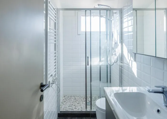 Xenia - Newly Renovated Flat In Fiera Area Lägenhet Milano