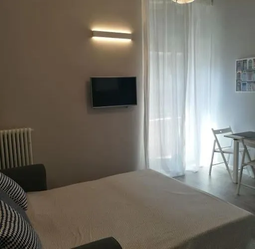Mm3/repubblica, 2 Min. Da Staz. Apartamento Milán