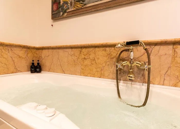 Klimt - Jacuzzi 5 Star - Luxury Design *