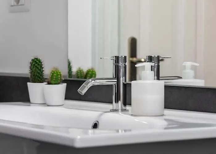 Bilocale Zara - Stazione Centrale - Isola Design District Appartement