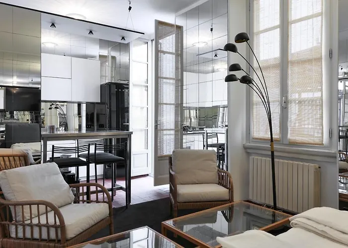Lägenhet Elegant Terrace Milano