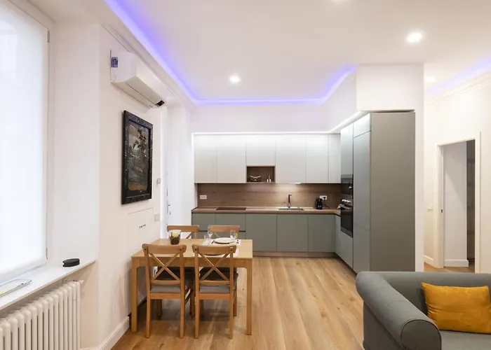 Easylife - - Gregorio 17 P2 - Porta Venezia Daire Milano