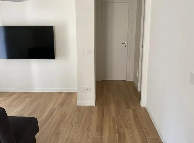 E.g. House Apartman Milánó