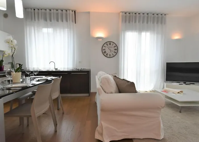 アパート Corso Genova By Interhome *