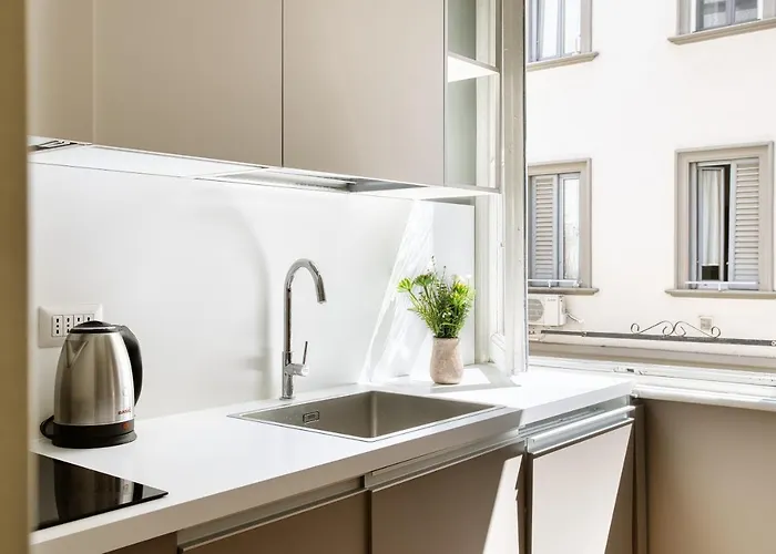 Easylife - - Montenero 48 - Porta Romana Apartment