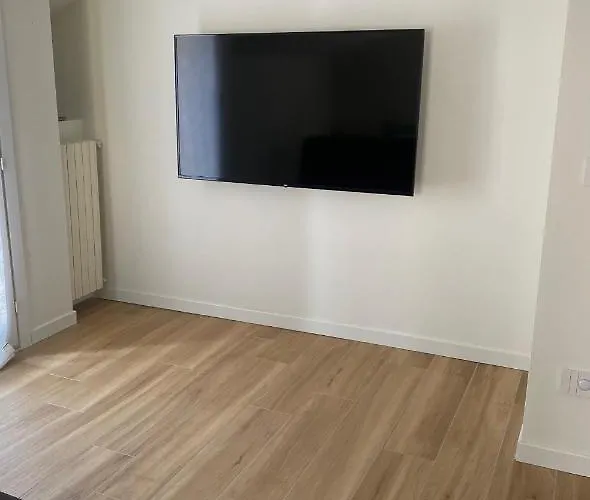 E.g. House Apartman *