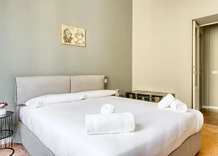 Easylife - - Montenero 48 - Porta Romana Milan