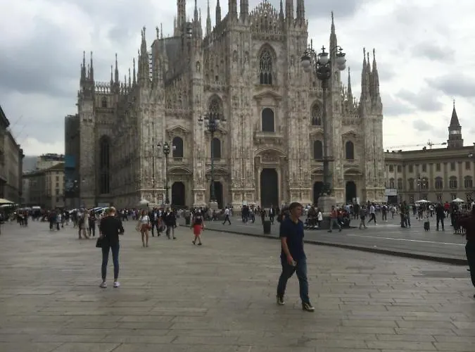 Arco Della Pace Corso Sempione 12 * Milão