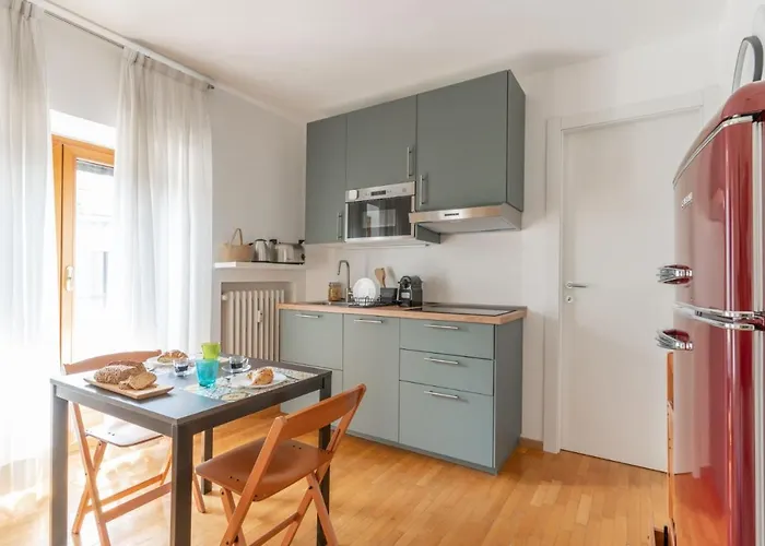 The Rent - Comfortable Near S Ambrogio * Milan