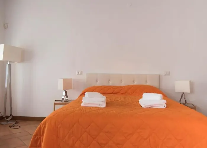 Hidden Retreat - Duomo Apartment *