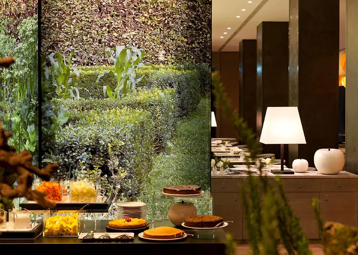 Starhotels Echo 4* Милан