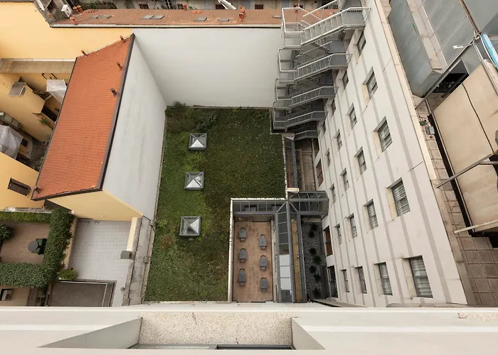 Hotel Life Poliziano, By R Collection Milano
