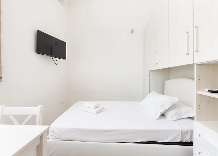 Apartament Guesthost - Niguarda Private 15sqm Mediolan