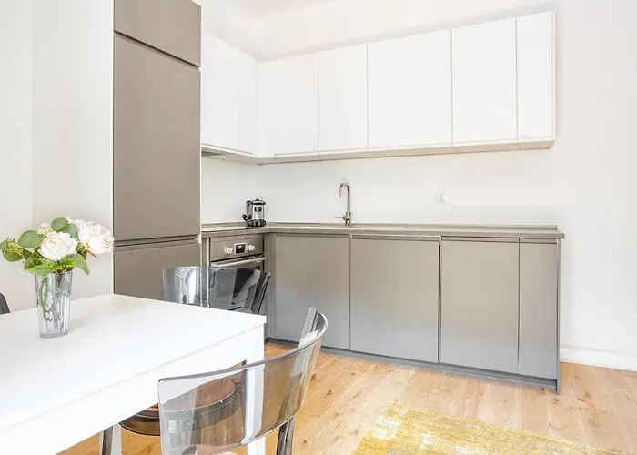 Just Urban - New 1-br With Balcony - Life & Sempione דירה