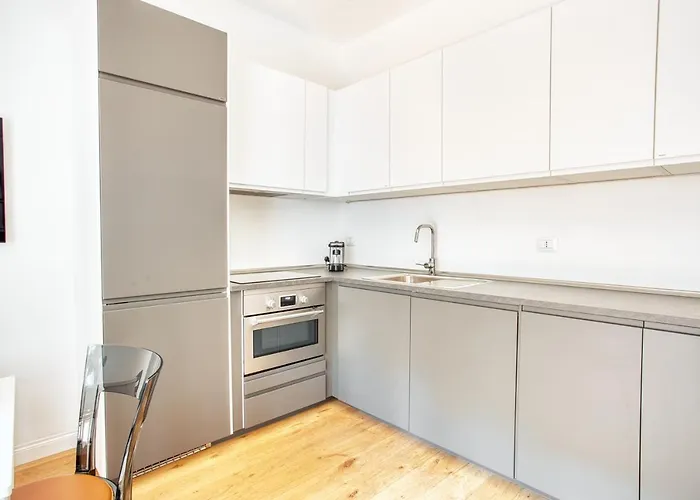 Just Urban - New 1-br With Balcony - Life & Sempione דירה