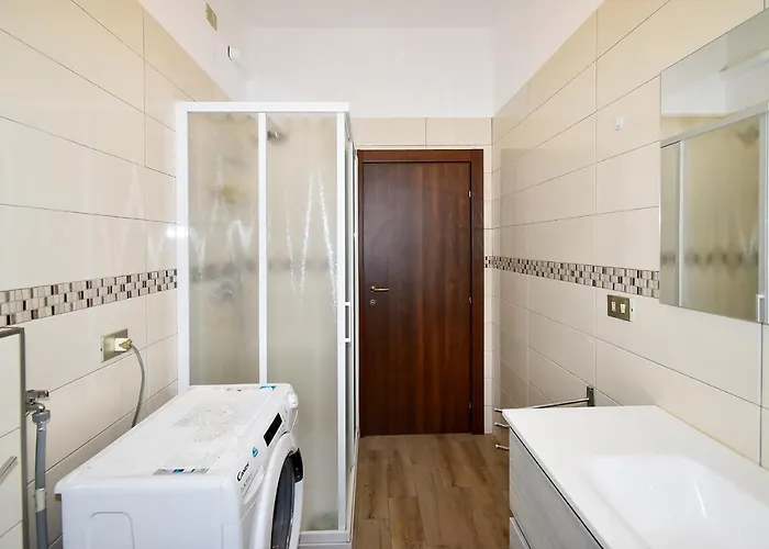 Casa Klimt - 10 Minuti Dal Duomo Διαμέρισμα *