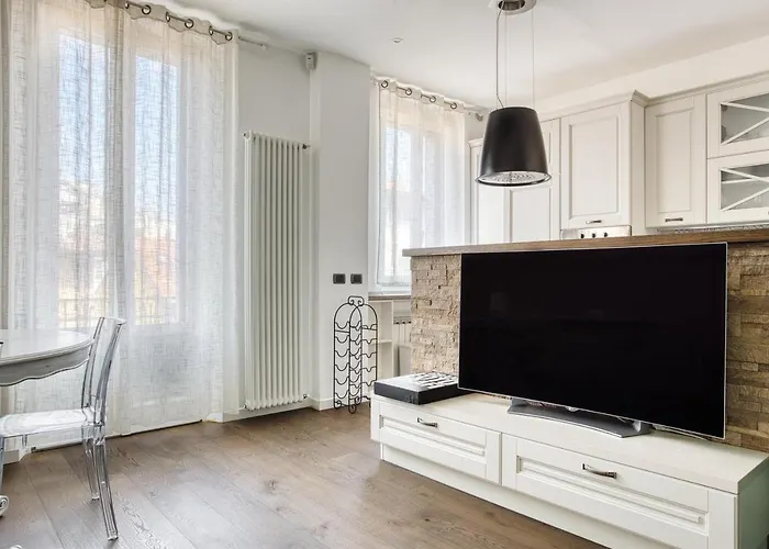 Joivy Superb 2bed Flat With Balcony 公寓 米兰