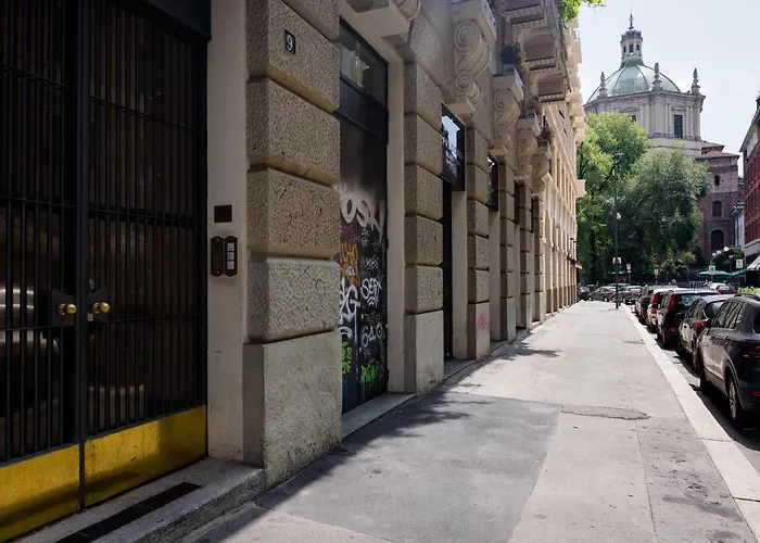 Cinque Vie Floor - Center Apartment