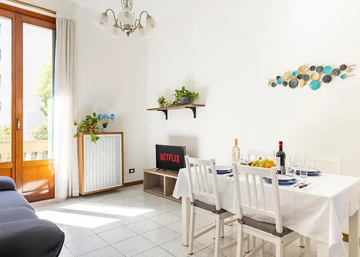 Apartment Navigli-style *