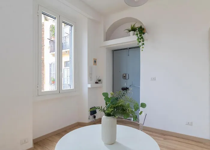 Ihost Flat - Monza 20 Милан