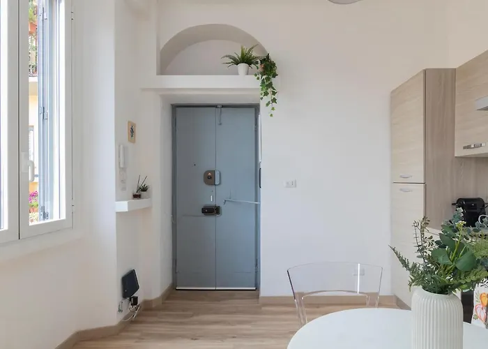 Ihost Flat - Monza 20 *