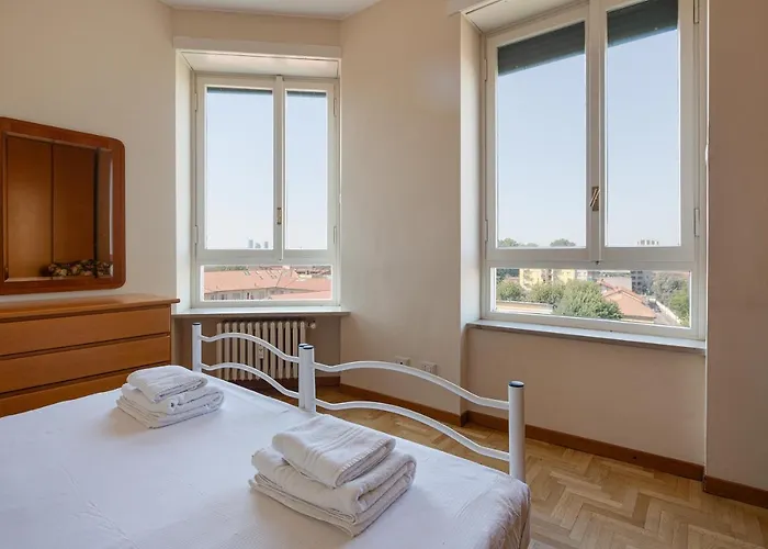 - Roomy 300 M From M3 Affori Fn! * Milan