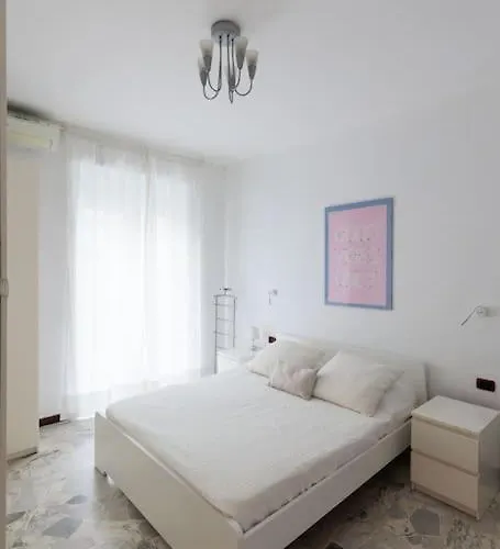 Alessia's Flat - Breno Apartment *