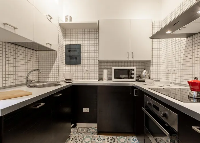 Co99 - Modern Two Bedrooms In Castello Cova *