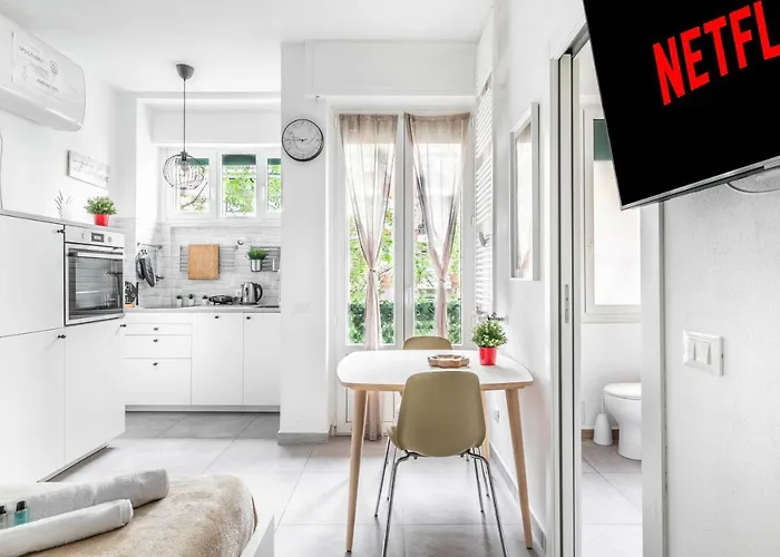 Eden House Sansiro-duomo Netflix & Design 公寓 米兰