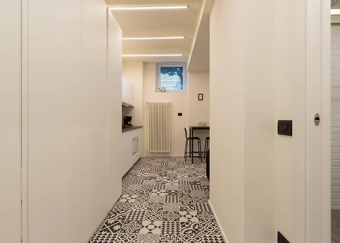 דירה Pay60 -crescenzago- Luxury Yellow House מילאנו
