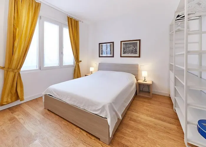 דירה Bright Two-room