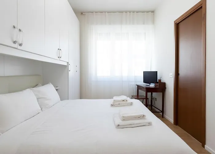 Italianway Easy - Favretto 13 Apartament Mediolan