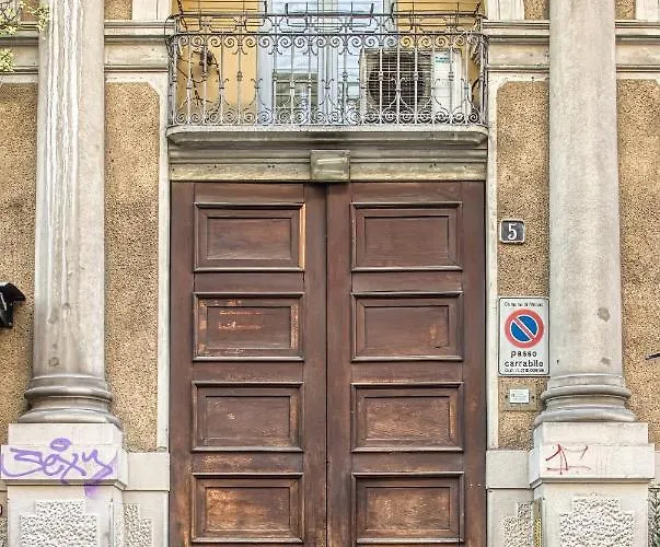 Апартаменты Joivy Modern And Spacious Family Flat