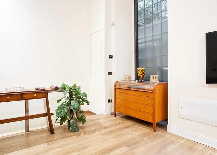 Апартаменты Joivy Modern And Spacious Family Flat *