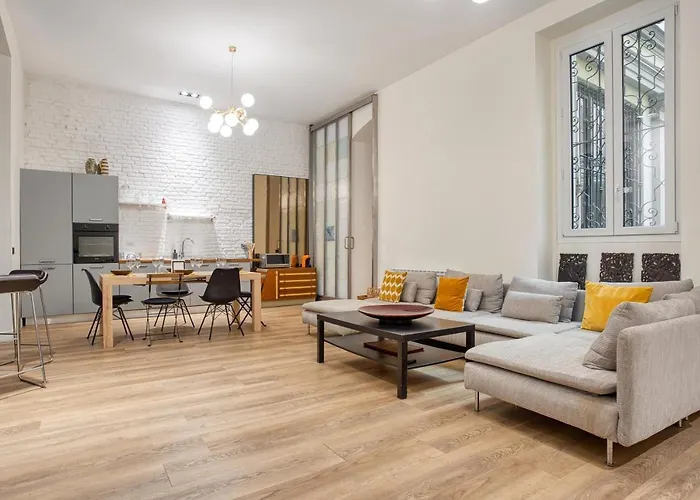 Joivy Modern And Spacious Family Flat *