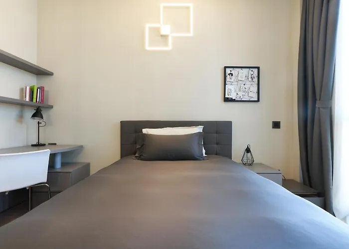Luxury In Bosco Verticale Isola Apartamento