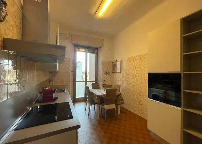 Hostal Corner 32 Milán