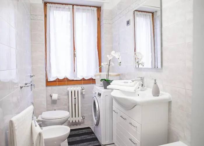 Delightful Shanti Apartment