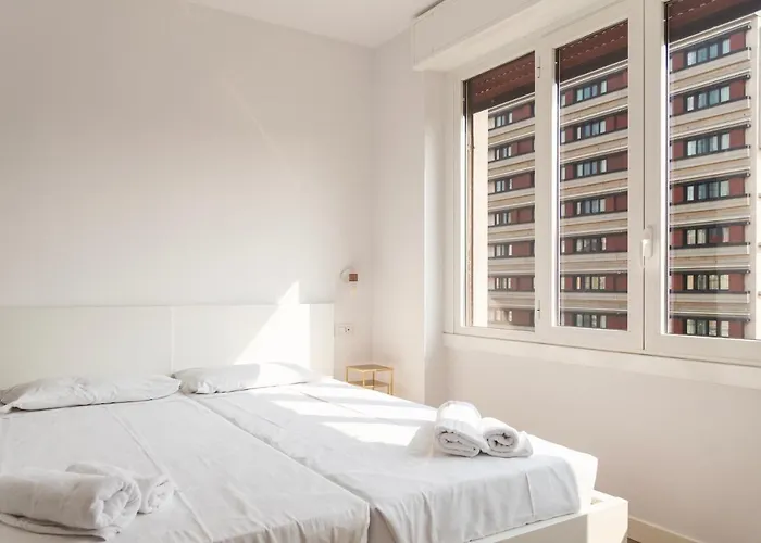 Youhosty - Gioia 1 Big * Milão