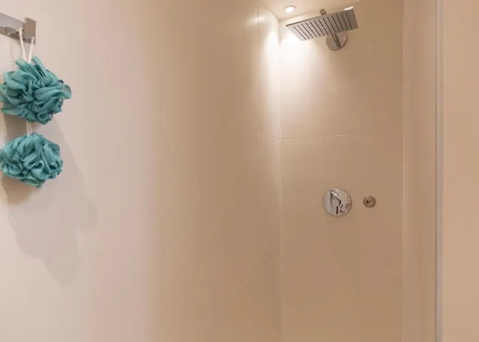 Domus Ticinese Милан