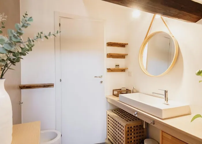 Easylife - - Sottocorno 5a - Historic Center شقة