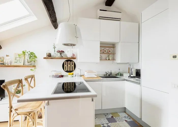 Easylife - - Sottocorno 5a - Historic Center * Milano