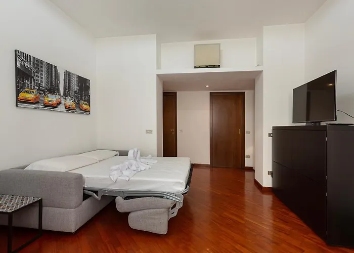 Flat In Citylife Near Metro! شقة *
