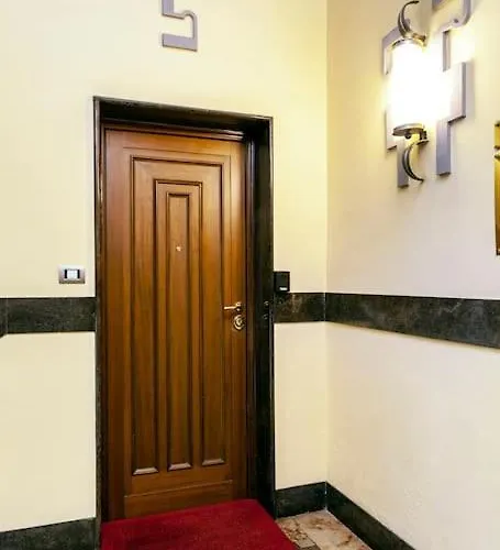 Duomo-san Babila-tribunale Wifi-netflix ميلان