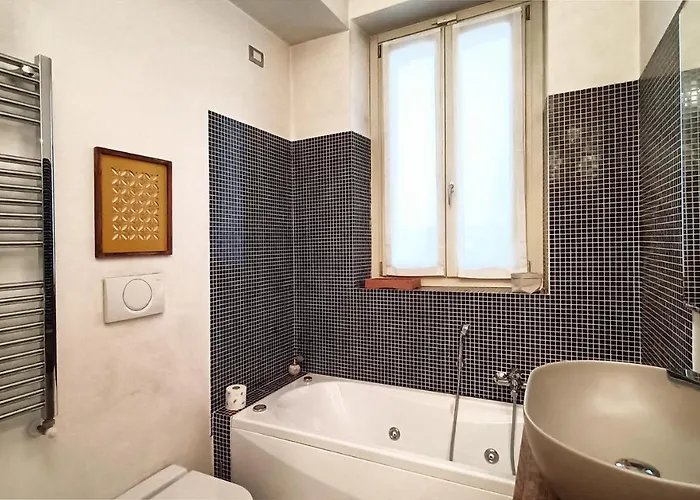 Sahi - Jannacci - 2 Bedrooms, Arena, Chinatown Apartment