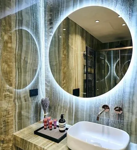 Contempora - Two Bedrooms Monet Appartement
