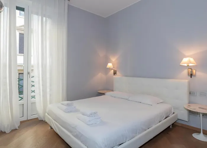 Ihost Luxury Center - Bellini 4 * Milano