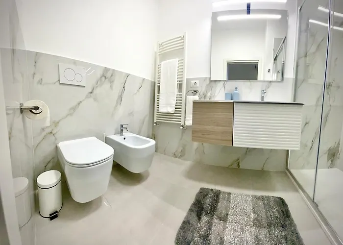 Luxury 2 Bedroom Apartament, Close To San Siro, Fiera And 10 Min Metro To Duomo Milano