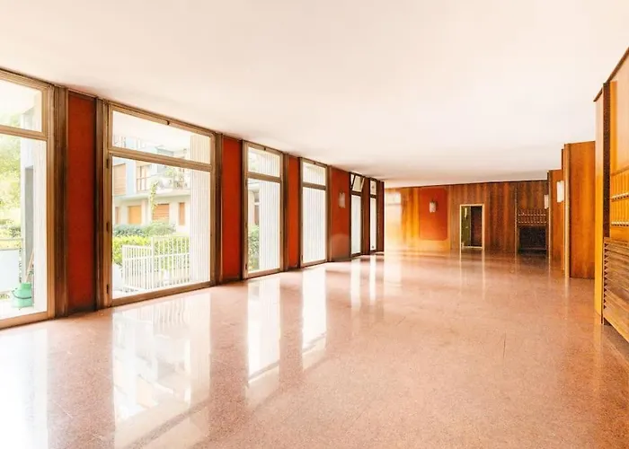 Luxury 1 Bedroom Apartment, Close To San Siro, Fiera And 10 Min Metro To Duomo Apartmán
